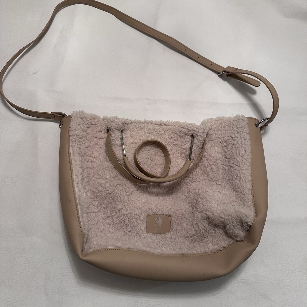 House of Harlow 1960 Sherpa Leather Weekender Bag Cream/Tan Purse
